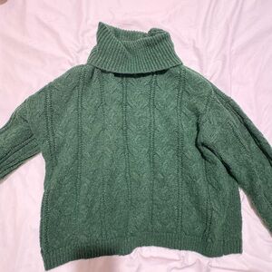 Elegant Forest Green Turtleneck Sweater